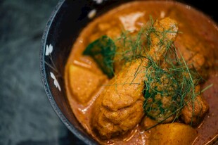 美味咖喱鸡肉料理