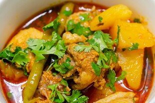 美味咖喱鸡肉煲