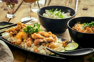 美味多样的特色餐食组合