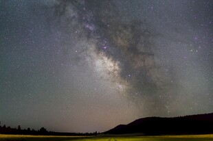夜空下的璀璨星河