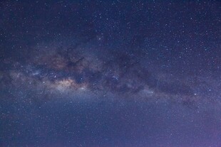 璀璨星空下的壮丽银河