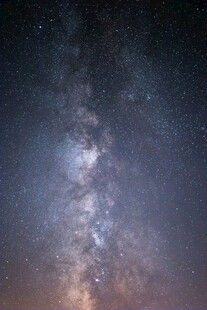 璀璨星空下的壮丽银河