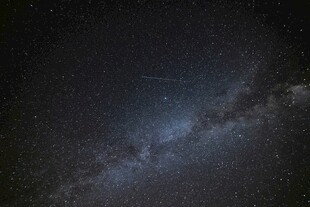 璀璨星空下的壮丽银河