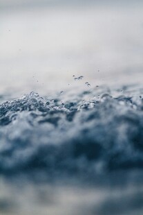水面水珠