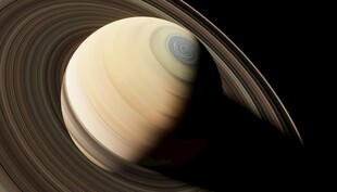 土星及其美丽的行星环