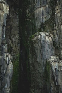 壮观嶙峋的天然岩石景观