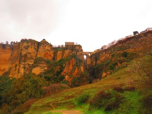壮丽山间景色
