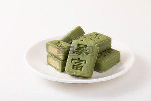 平安暴富绿豆茶糕