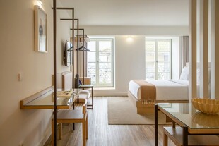 简约明亮的现代室内空间