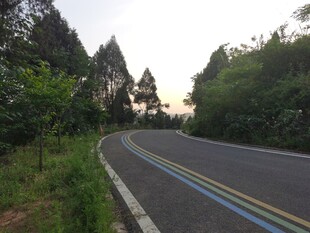公路弯道
