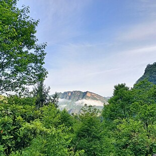 远山美景