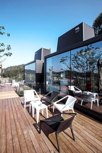 现代露台户外休闲空间