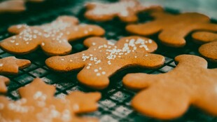 美味姜饼饼干待品尝