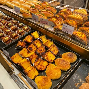 多样美味烘焙糕点展示