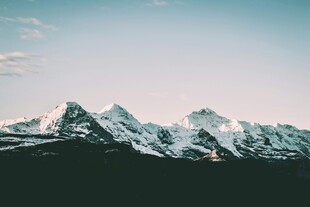 壮丽雪山美景