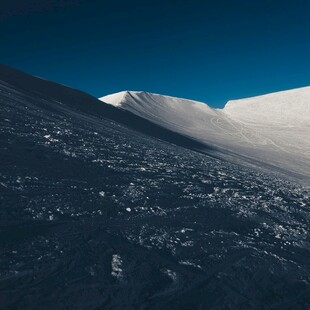雪山壮丽景观