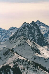 雪山壮丽风光