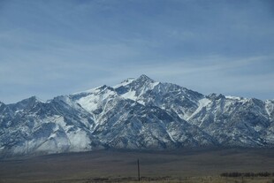 雪山壮丽风光
