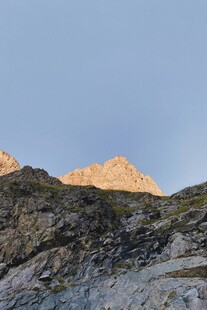 夕阳下的山景