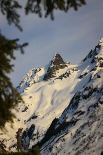 雪山景致