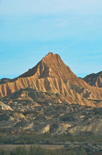 壮丽山丘景观