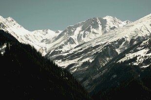 壮丽雪山美景