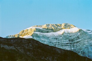 雪山壮丽风光