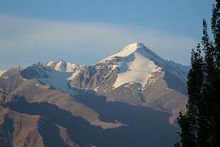 壮丽雪山美景