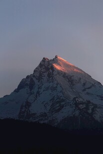 雪山夕照美景