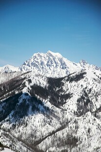 雪山壮丽风光