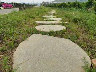 石板路