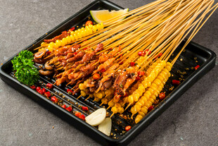 特色美食烧烤玉米鱿鱼