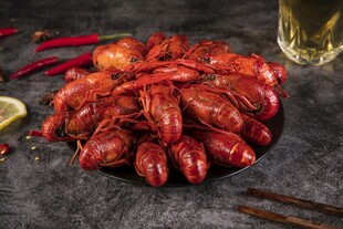 美味小龙虾诱人摆拍