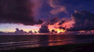 海上壮丽晚霞美景