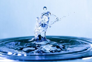 水滴溅落瞬间之美