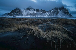 冰岛壮丽山川与荒野景观