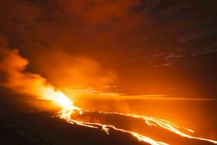火山喷发的壮丽瞬间