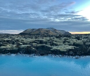 美丽海岛风光蓝色水域