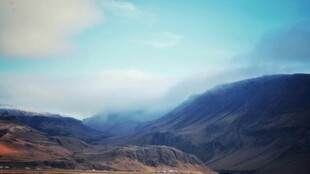 壮丽山间美景