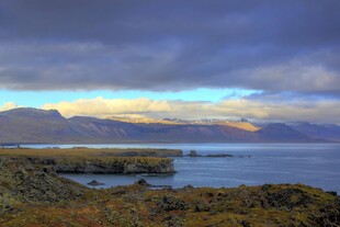 湖畔黄昏美景