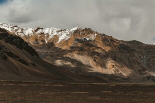雪山壮丽风光