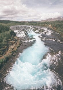 壮丽瀑布景观