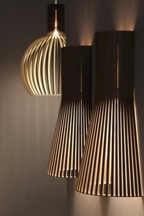简约条纹壁灯设计展示