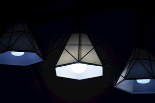 几何造型创意台灯展示