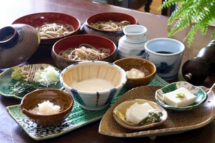 日式精致餐食摆拍