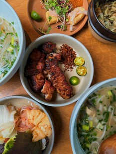 多样美味亚洲风味餐食