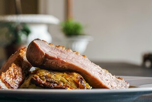 美味烤肉摆盘展示