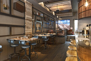 复古风温馨餐厅室内场景