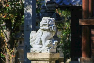 中式石狮子雕塑
