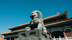 故宫前的石狮子与古建筑